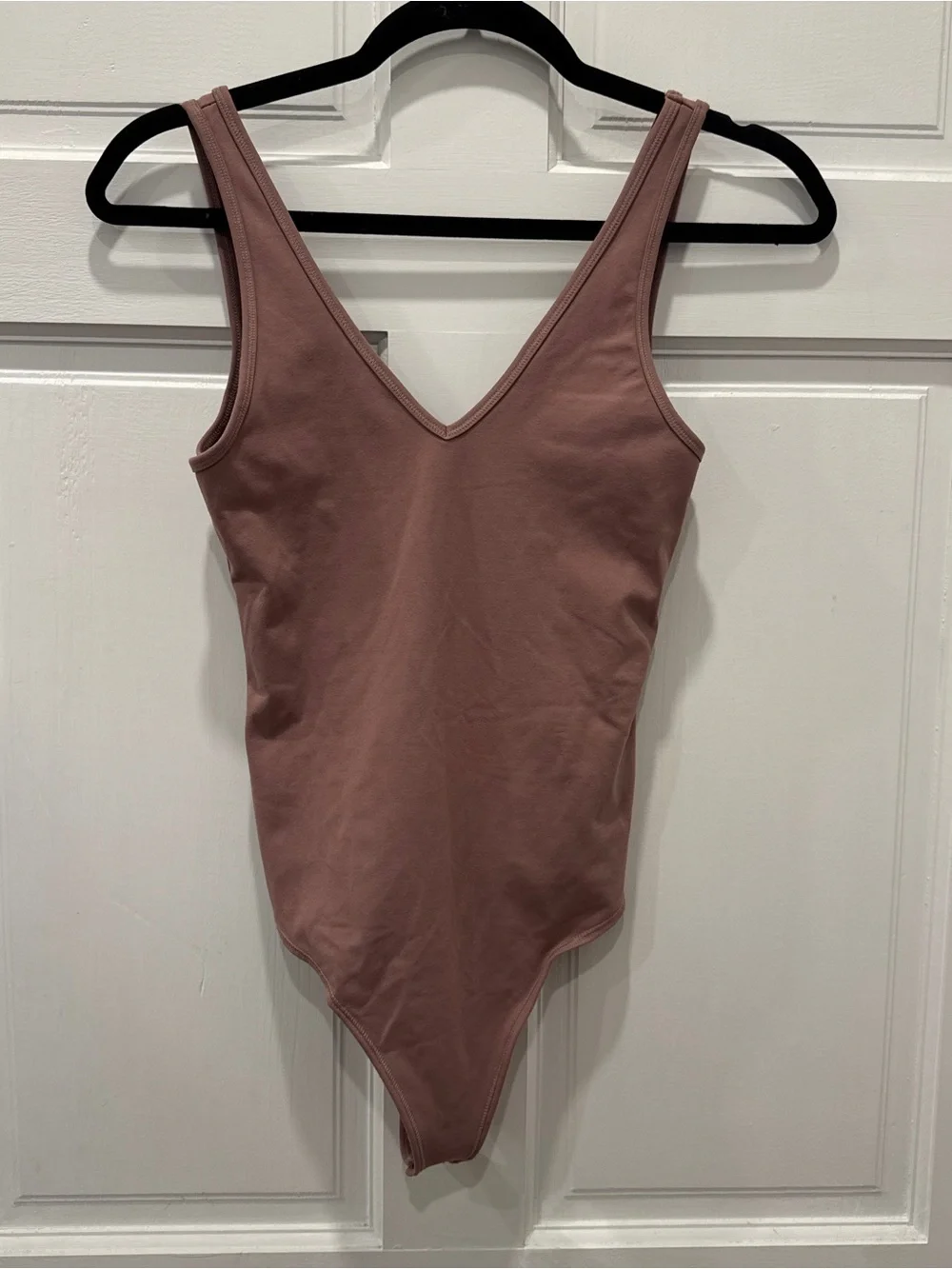 Abercrombie & Fitch Soft A&F Mauve V Neck Bodysuit S Minimalist Balletcore Pink